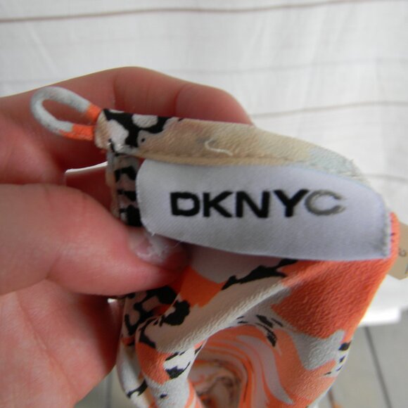 DKNY Pleated Top Sz S Keyhole ORANGE/MULTI Sleeveless Stretch Geometric CAREER - Picture 3 of 5